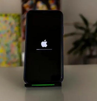 喀左苹果手机维修分享更新iOS 16时卡在滑动升级界面解决办法 