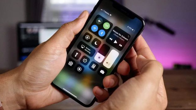 喀左苹果手机维修分享iPhone 12信号差怎么办 